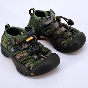 KEEN Newport H2 Camo Waterproof Hiking Sandals Green Brown Toddler Kids Size 8